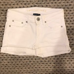 American eagle 0 stretch white jean shorts